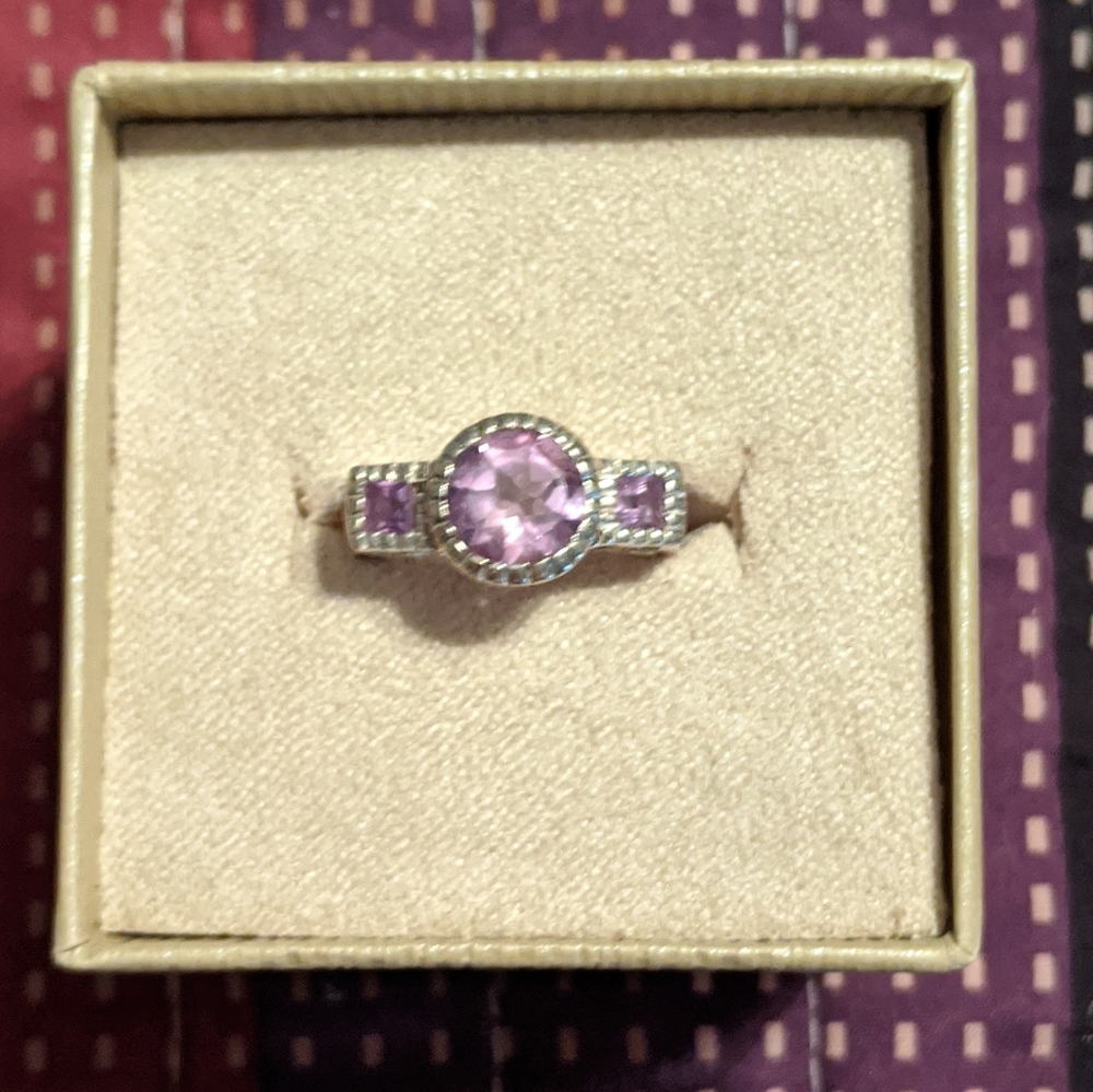 Genuine Amethyst Ring in 925 Sterling Silver
